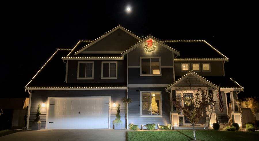 Christmas light installation in Coeur d'Alene